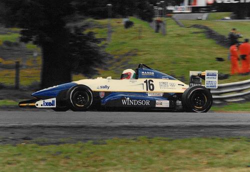 Giorgio Vinella Formula Renault 2000 1996 Oulton Park British championship Manor Motorsport Van Diemen uphill