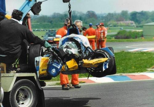 Giorgio Vinella Formula Renault 2000 1996 Thruxton British championship Manor Motorsport Van Diemen car crashed 1