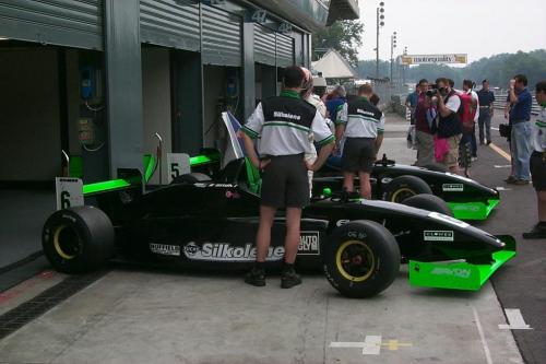 Giorgio Vinella Campionato Formula 3000 1999 Monza Team Martello Racing pit lane