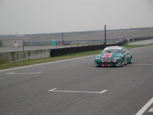 Giorgio Vinella 2010 Jaguar XFR SV8 V8 Superstars Team Ferlito Motors Test Franciacorta race start straight 1
