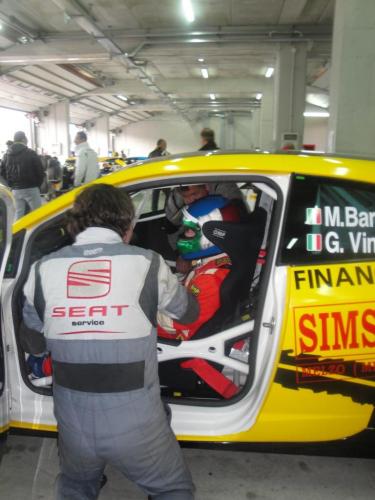 Giorgio Vinella 2012 Campione Ibiza Cup Seat Ufficiale Baroncini Imola Campionato Italiano partenza box 5